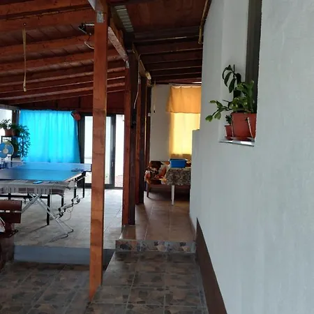 Casa Doina Gasthuis Douăzeci şi Trei August